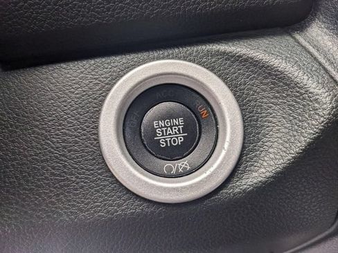 Used 2017 RAM 1500 Laramie w/ Convenience Group AWD/4WD image 21
