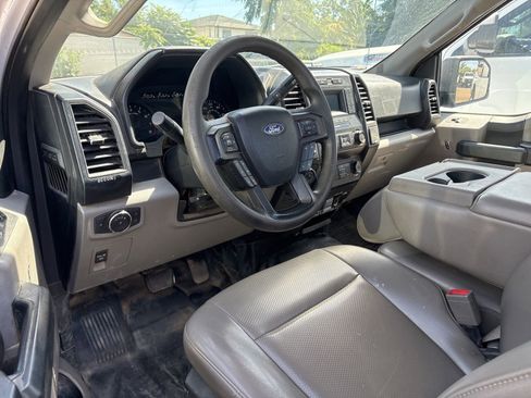 Used 2019 Ford F150 XL w/ Equipment Group 101A Mid RWD image 5