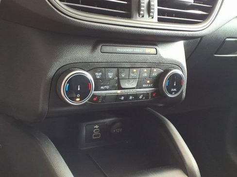 Used 2024 Ford Escape Active AWD/4WD image 11