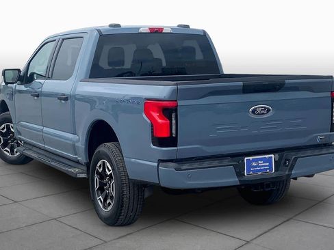 Used 2023 Ford F150 Lightning XLT AWD/4WD image 11
