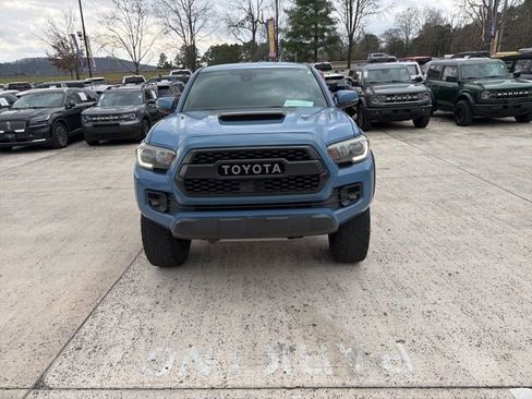 Used 2018 Toyota Tacoma TRD Pro image 2