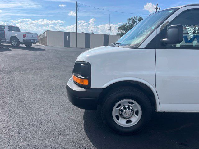 Used 2012 Chevrolet Express 2500 RWD image 4