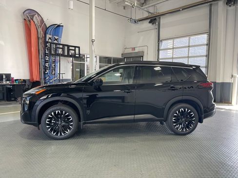 New 2026 Nissan Rogue SV FWD image 5