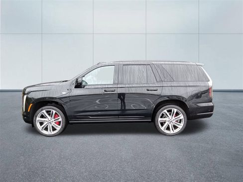 Used 2025 Cadillac Escalade Sport Platinum w/ LPO, ONYX Package image 2