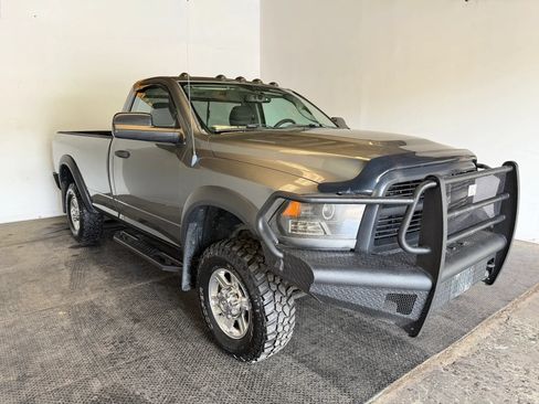 Used 2012 RAM 2500 ST w/ Popular Equipment Group AWD/4WD image 4