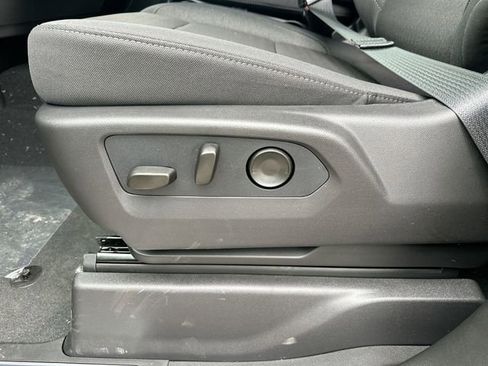 New 2026 GMC Sierra 1500 Elevation image 12