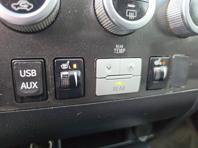 Used 2012 Toyota Sequoia Limited AWD/4WD image 28