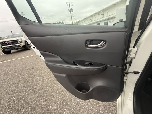 Used 2020 Nissan Leaf SL Plus FWD image 26