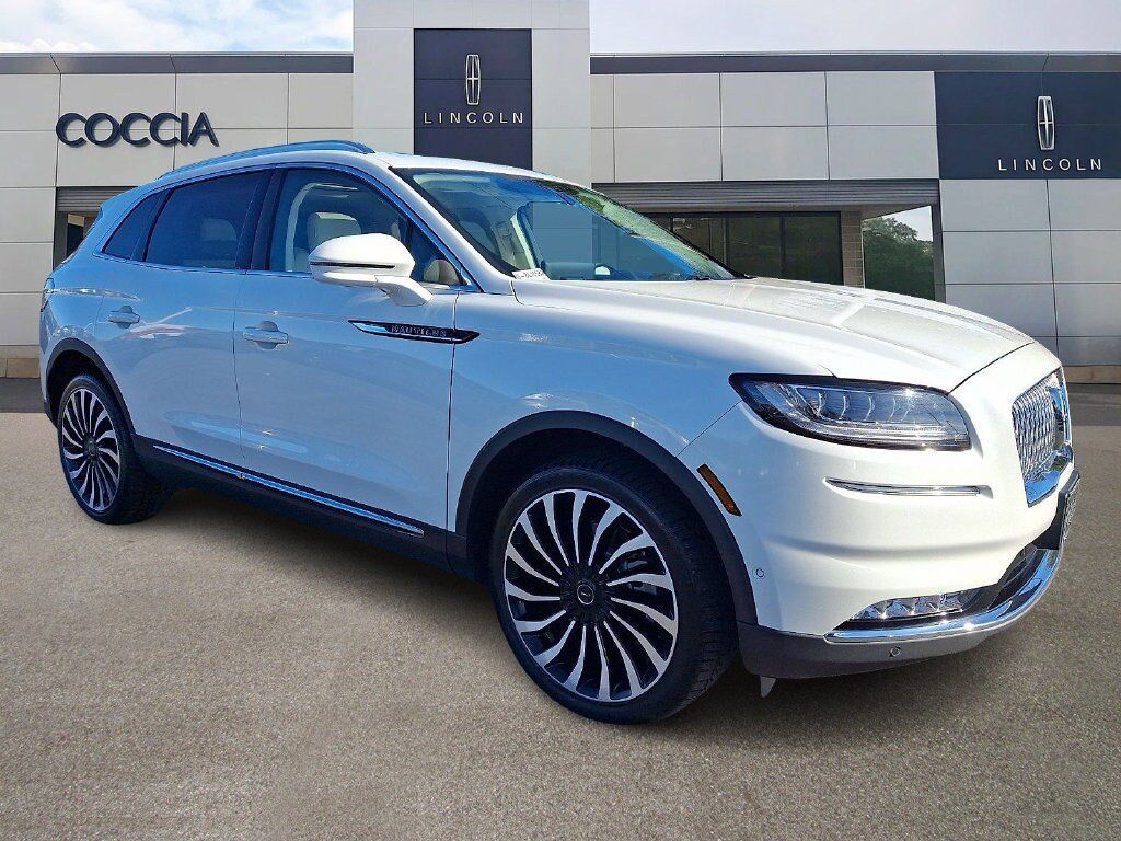 Certified 2023 Lincoln Nautilus Black Label AWD/4WD image 3