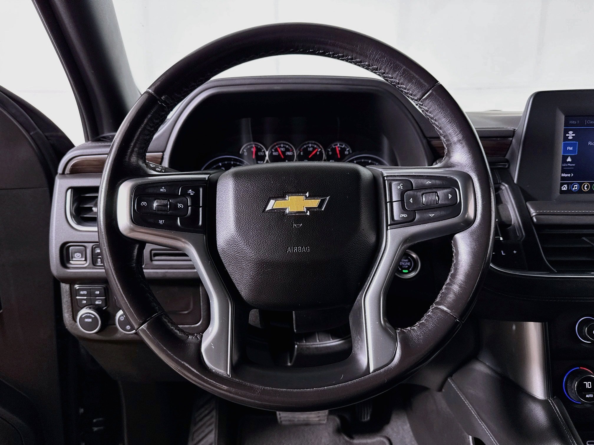 Used 2023 Chevrolet Suburban LS AWD/4WD image 13