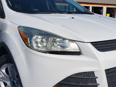 Used 2016 Ford Escape S FWD image 6