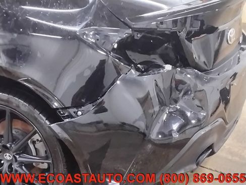 Used 2024 Toyota GR86 Premium image 17