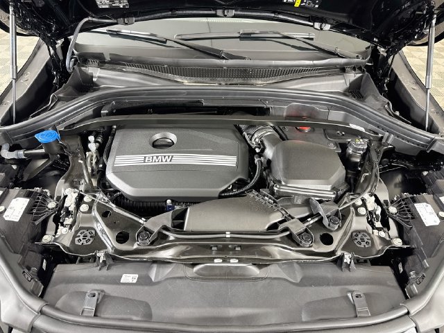 New 2026 BMW X2 xDrive28i w/ Technology Package AWD/4WD image 31
