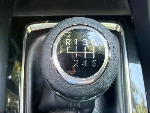 Used 2018 MAZDA MAZDA3 Touring FWD image 32