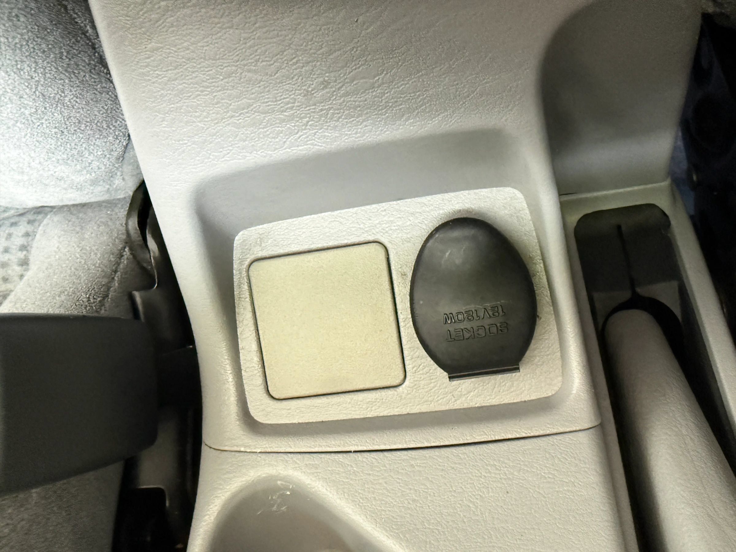 Used 2000 Mitsubishi Montero Sport XLS AWD/4WD image 51