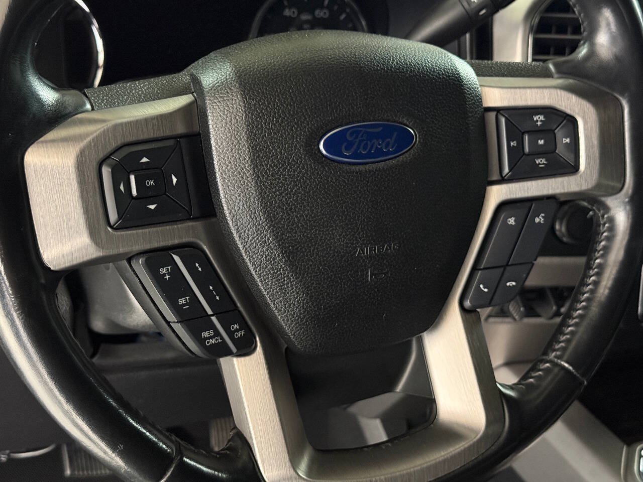 Used 2017 Ford F350 Platinum w/ Platinum Ultimate Package AWD/4WD image 59