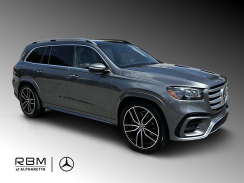 Certified 2025 Mercedes-Benz GLS 450 4MATIC w/ AMG Line Exterior image 1