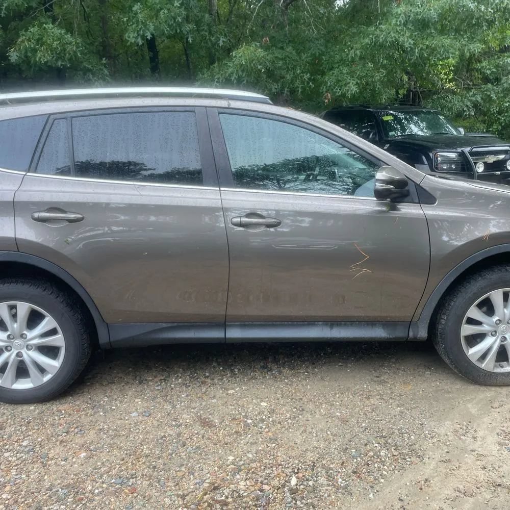 Used 2015 Toyota RAV4 Limited w/ Technology Package AWD/4WD image 11
