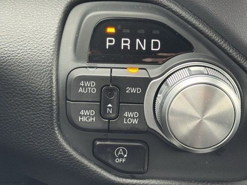 Used 2025 RAM 1500 Laramie w/ Sport Appearance Package image 22