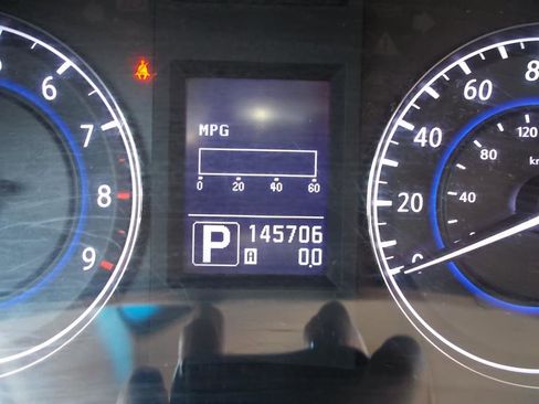 Used 2013 INFINITI G37 x w/ Premium Pkg image 37