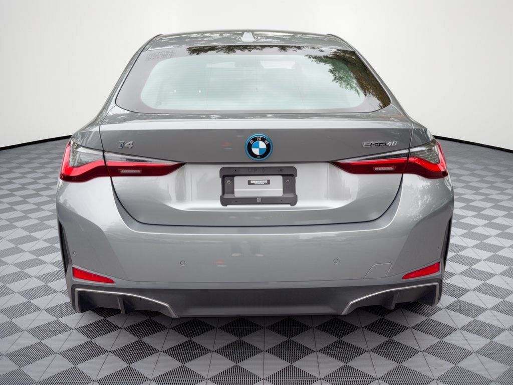 Used 2023 BMW i4 eDrive40 w/ Premium Package RWD image 11