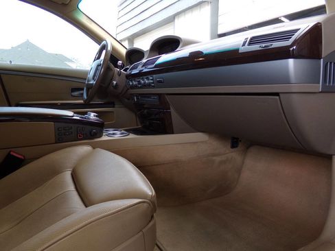 Used 2008 BMW 750Li 750Li 4dr Sedan image 25