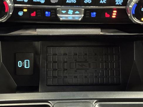 Used 2023 Ford F150 Lariat w/ Equipment Group 502A High image 25