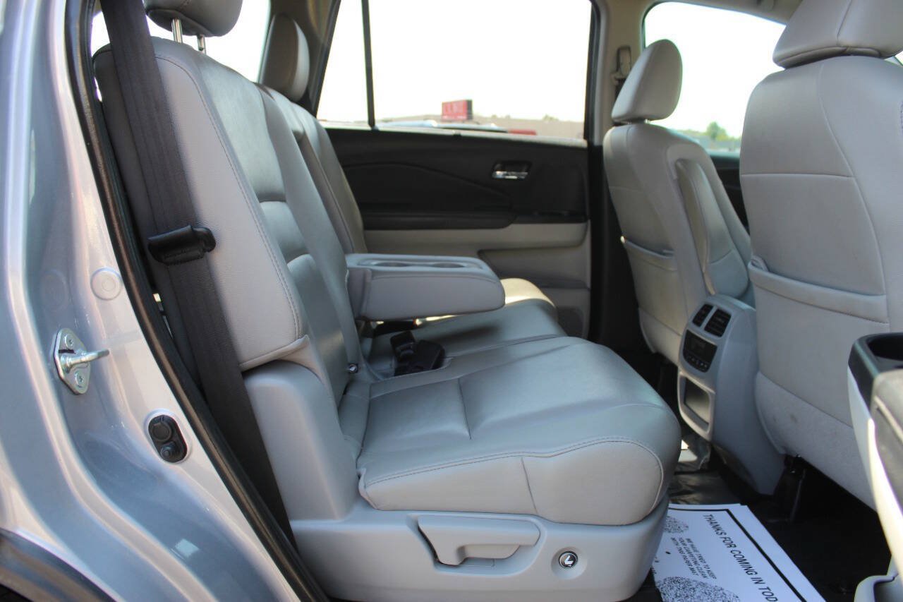 Used 2019 Honda Pilot EX-L image 11
