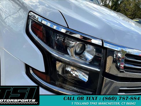 Used 2018 Chevrolet Suburban Premier image 30