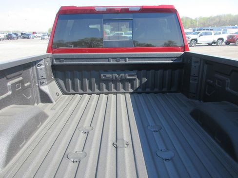 New 2026 GMC Sierra 2500 SLT w/ SLT Premium Package image 7