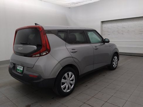 Used 2022 Kia Soul LX FWD image 10