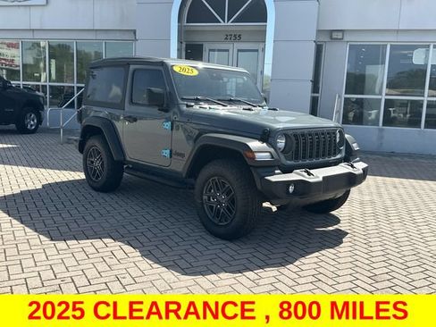 Certified 2025 Jeep Wrangler Sport AWD/4WD image 5