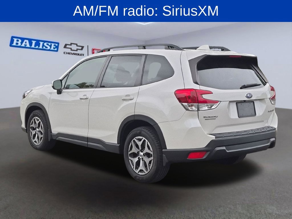 Used 2023 Subaru Forester Premium AWD/4WD image 6