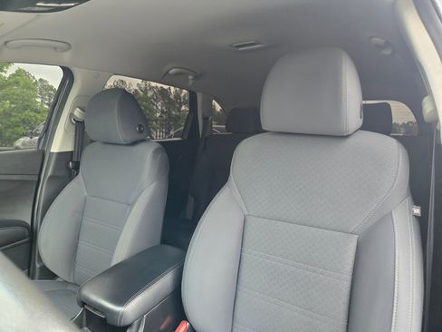 Used 2020 Kia Sorento AWD V6 image 24