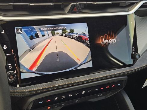 New 2026 Jeep Cherokee Limited AWD/4WD image 18