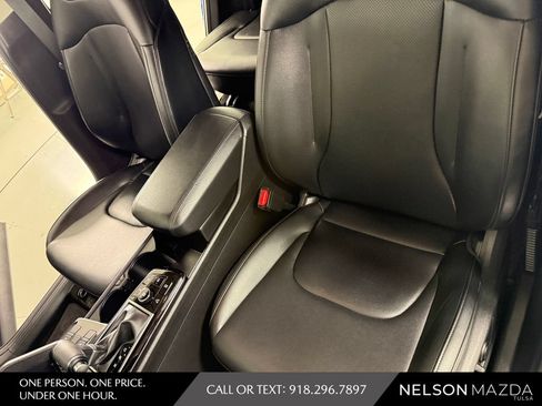 Used 2024 Kia Sportage EX FWD image 21