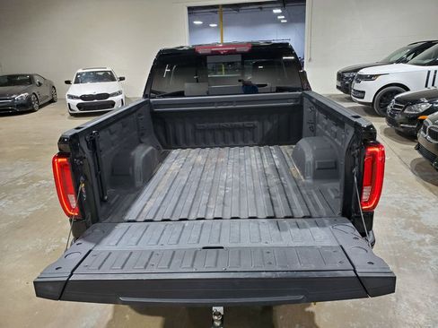 Used 2024 GMC Sierra 1500 Denali w/ Technology Package AWD/4WD image 48