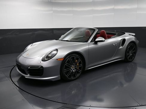 Certified 2015 Porsche 911 Turbo S image 34