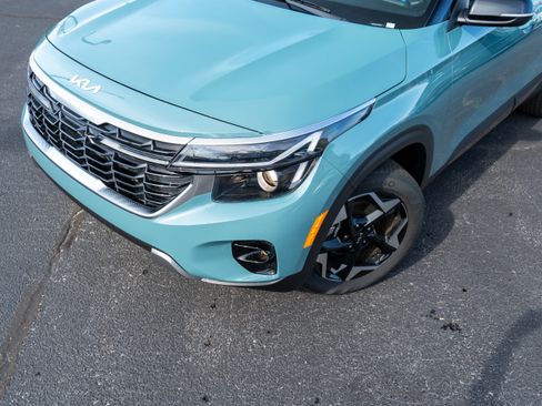 New 2026 Kia Seltos S FWD image 2