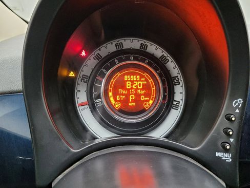 Used 2015 FIAT 500 Pop image 25