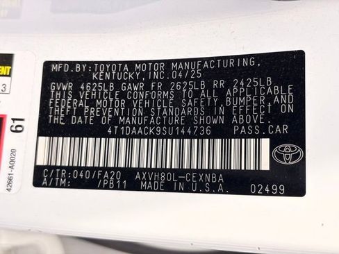 Used 2025 Toyota Camry LE FWD image 23