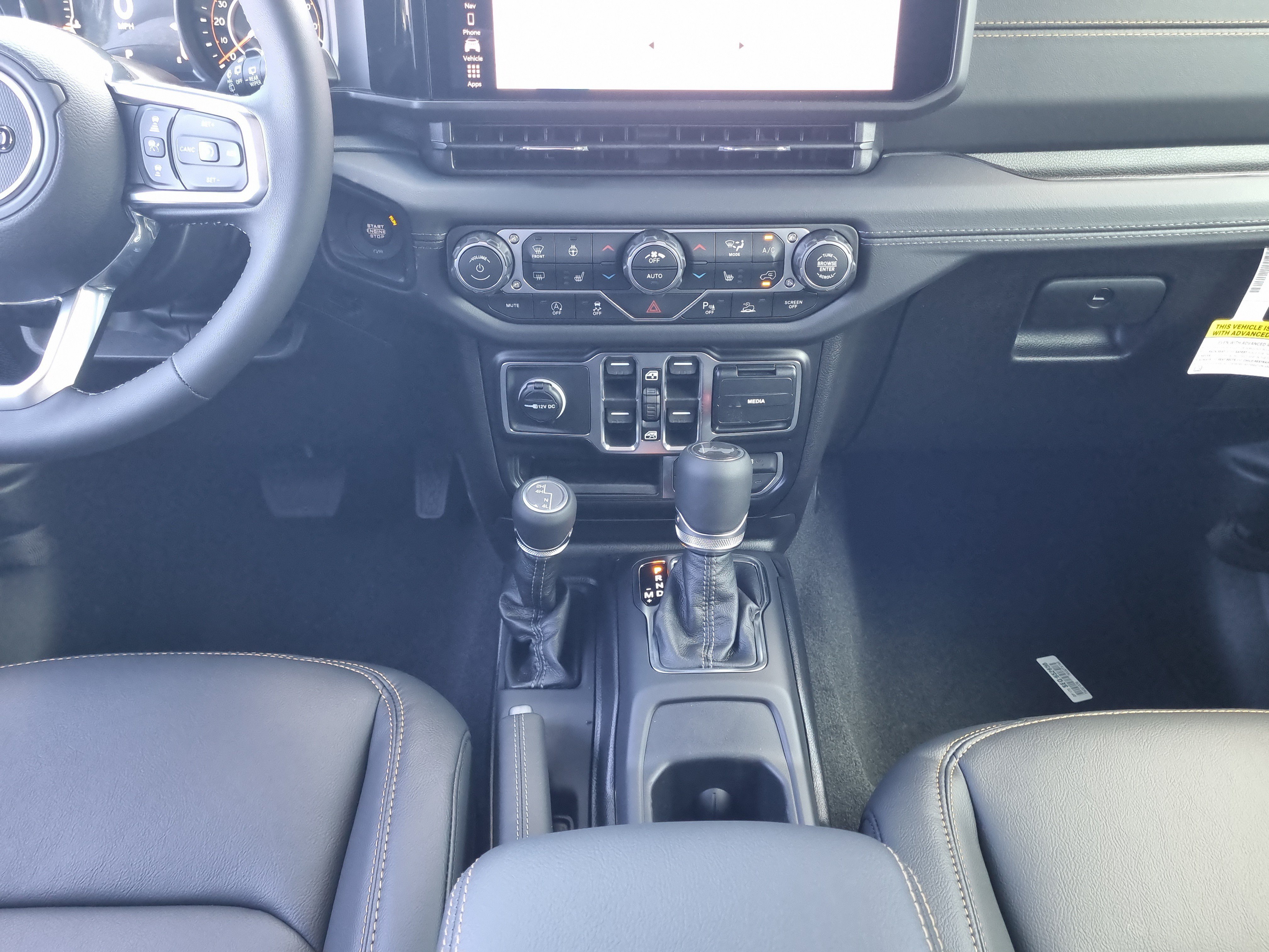New 2026 Jeep Wrangler Unlimited Sahara AWD/4WD image 17