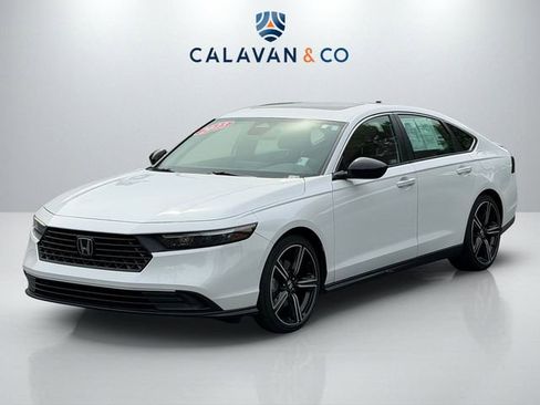 Used 2023 Honda Accord Sport image 3