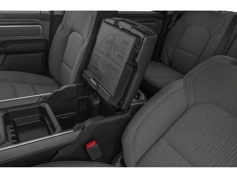 Used 2021 RAM 1500 Big Horn AWD/4WD image 9