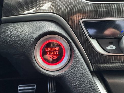 Used 2018 Honda Accord Sport image 17