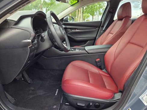 Used 2025 MAZDA MAZDA3 s image 12