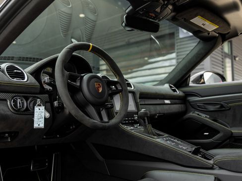 Certified 2025 Porsche 718 Boxster Spyder RS image 4