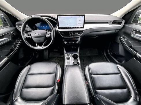 Used 2023 Ford Escape Platinum AWD/4WD image 9