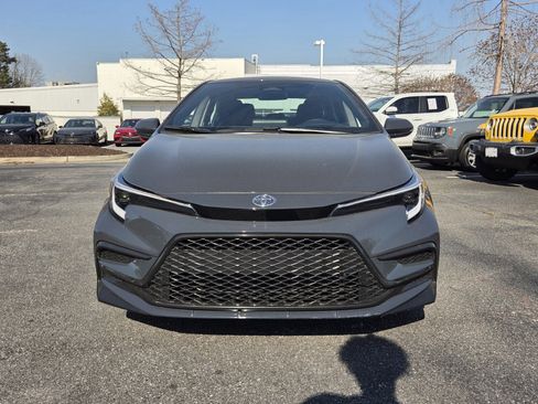 Certified 2025 Toyota Corolla SE w/ Convenience Package image 2