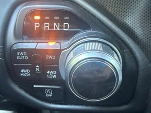 Used 2022 RAM 1500 Limited AWD/4WD image 34